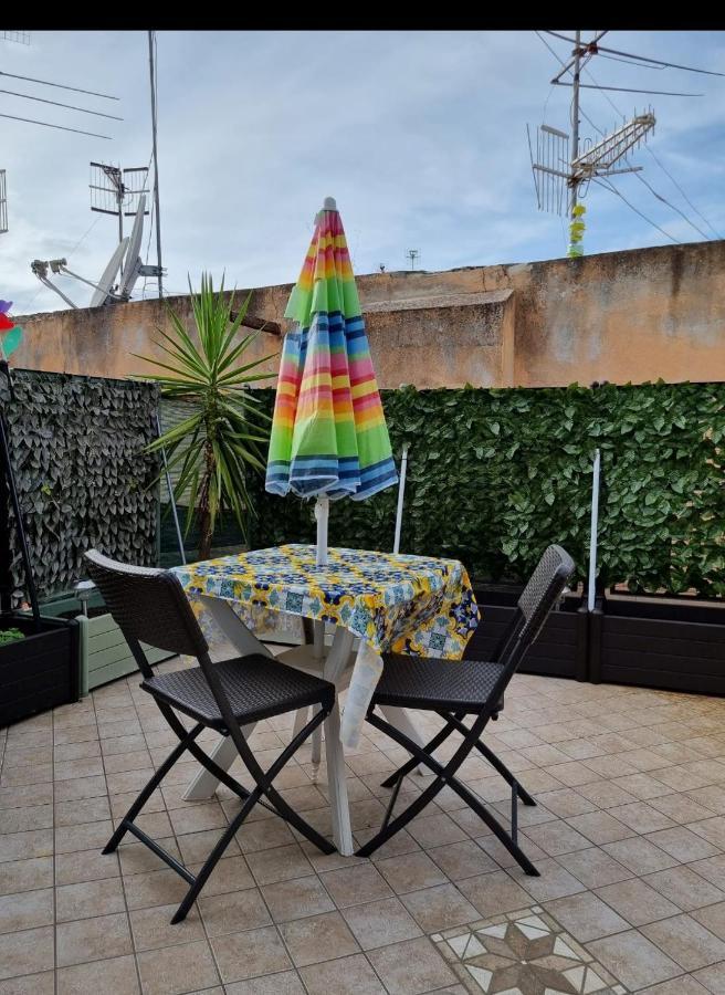 Terrazza Del Santo 2,0 - La Terrazza Nel Cuore Di Napoli ภายนอก รูปภาพ